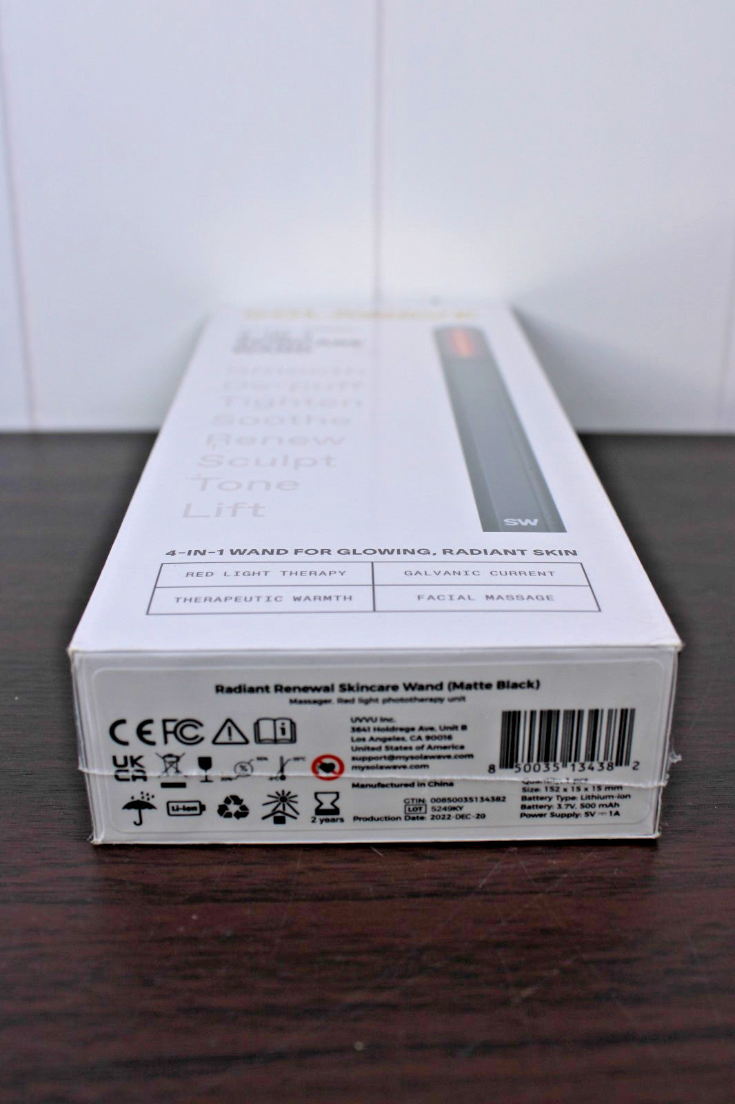 Red Light Therapy Skin Rejuvenation Wand 4-in-1 Massager Black