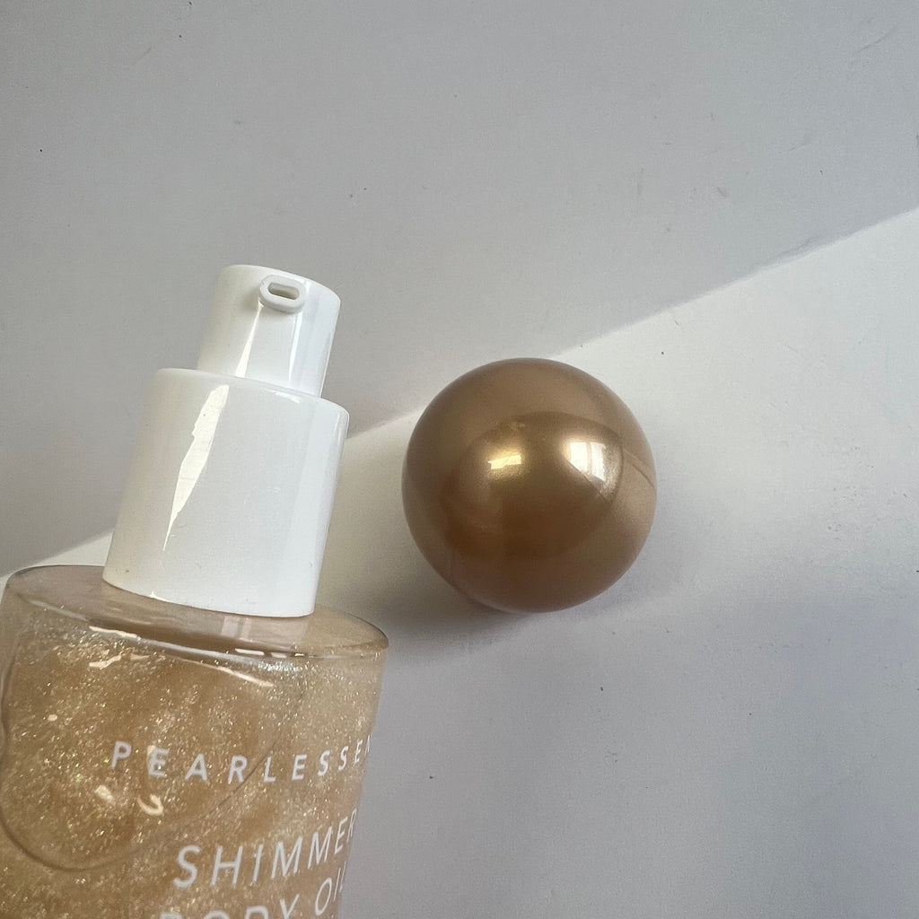 Vanilla Shimmer Body Oil - Moisturizing and Radiant Glow, 4oz