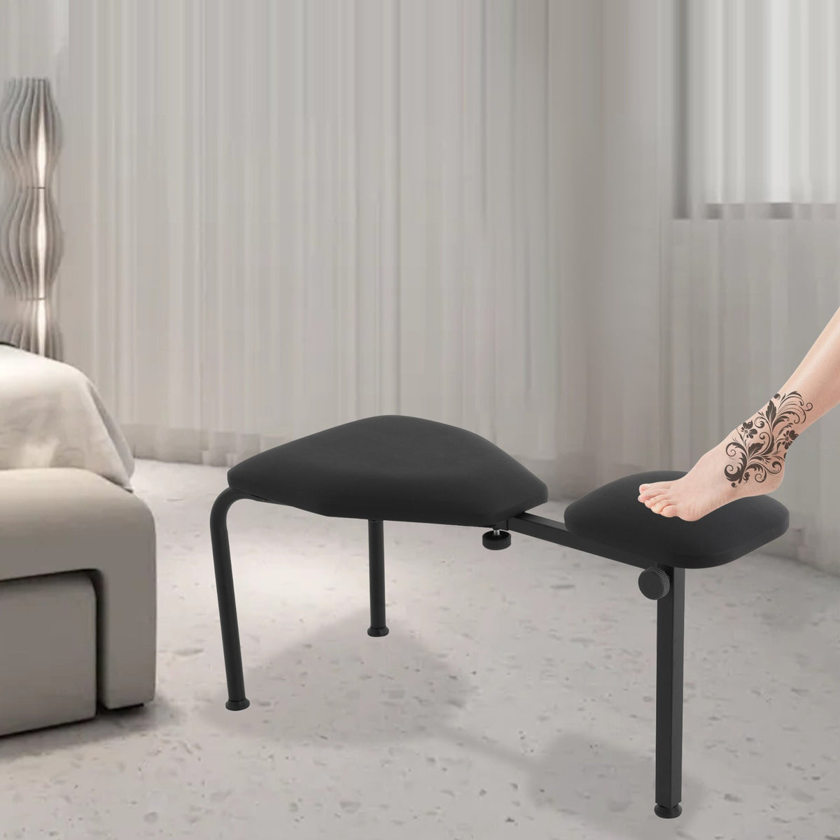 Adjustable Pedicure Manicure Salon Chair with Footrest - Nail & Beauty Stool