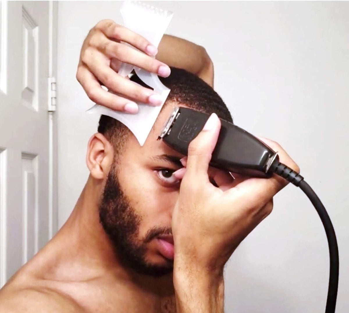 Hairline and Beard Lining Guide Tool with Curves & Tracing Pencil