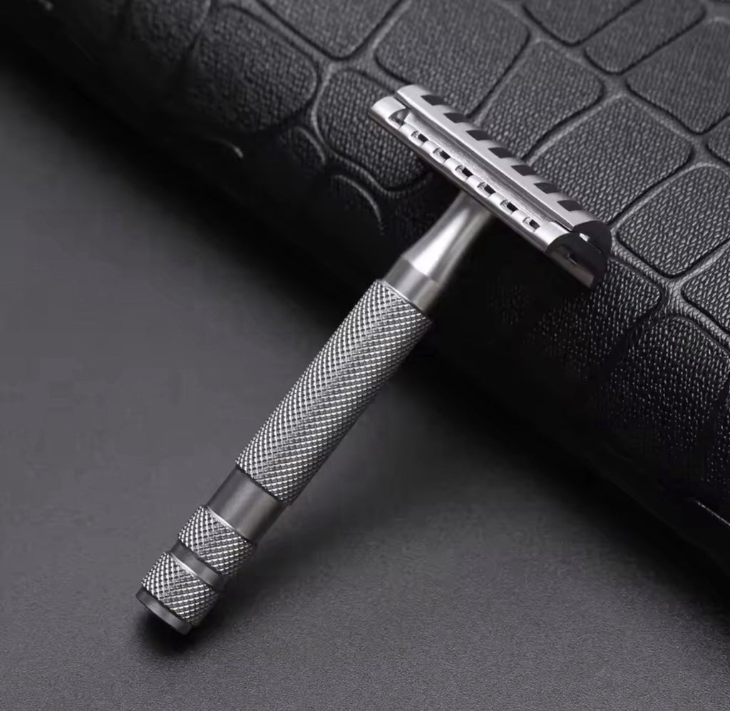 Stainless Steel Double Edge Safety Razor Head for Men - Yaqi Knight Helmet Design