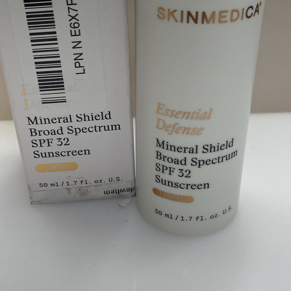 Mineral Sunscreen SPF 32 - Essential Defense Shield 1.85oz New