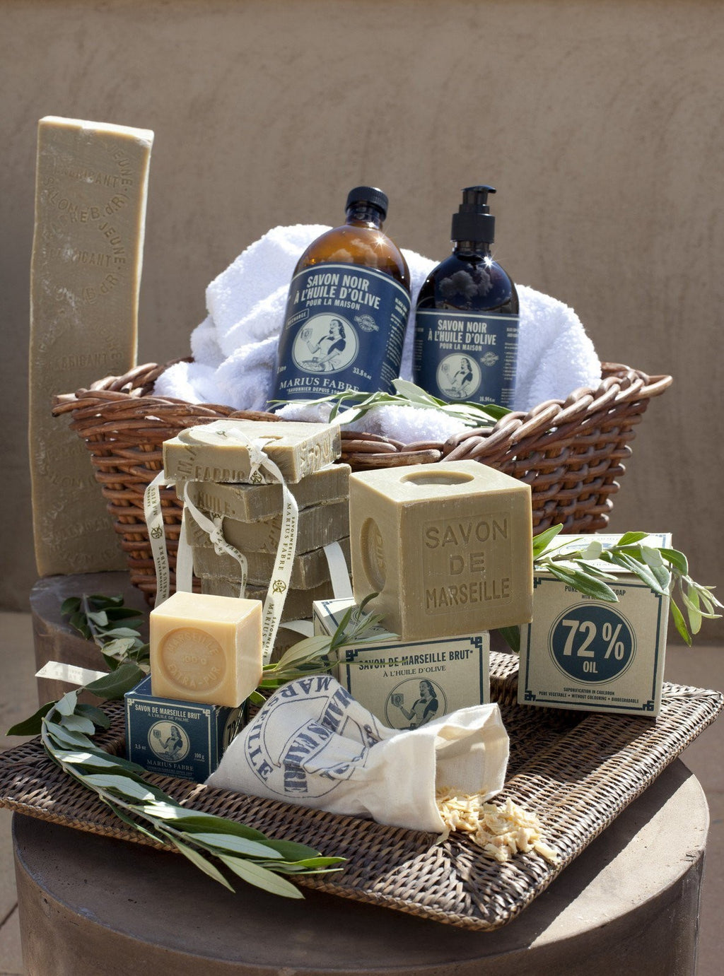 Marseille Olive Oil Soap Wall Mount Rotary Holder 290g Natural